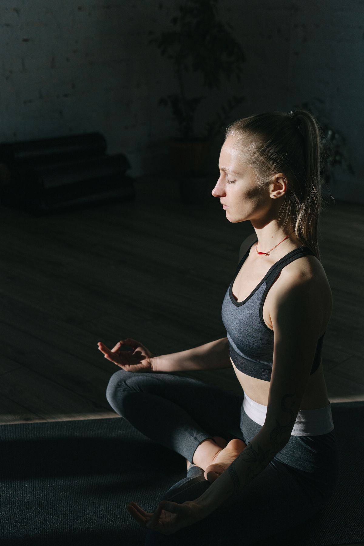 Can't Sit Still to Meditate? Try 7 Minutes of Gentle Movement 13 Can’t Sit Still to Meditate? Try 7 Minutes of Gentle Movement