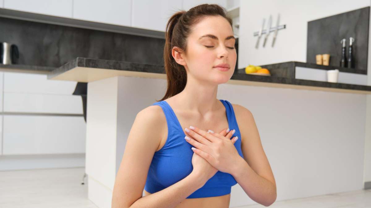 Best Yoga for Heart Health: Strengthen Your Heart Naturally 3 Best Yoga for Heart Health: Strengthen Your Heart Naturally